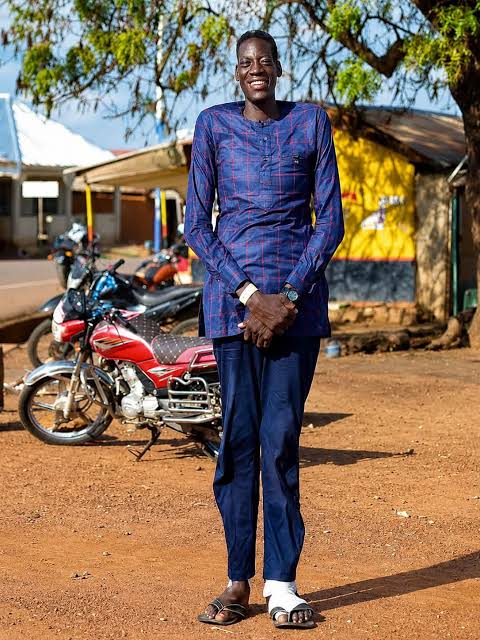 Tall Ghana Mourns the Loss of Awuche, Known as Ghana’s Tallest&nbsp;Man